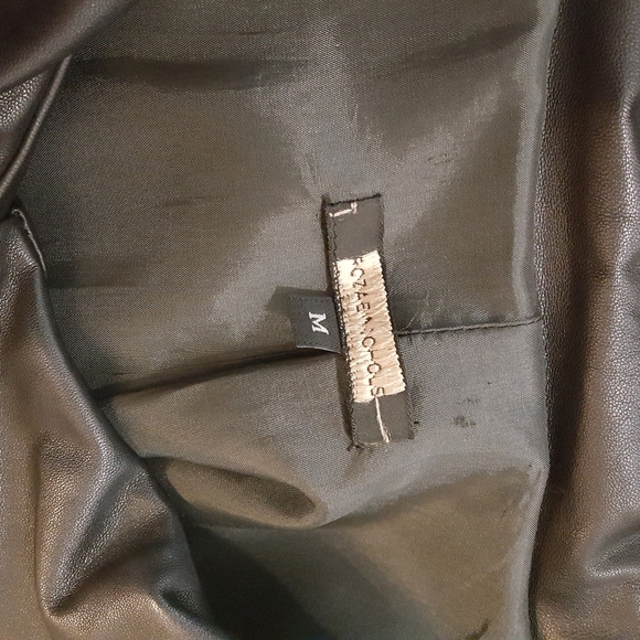 Coat - Picture 3 of 5